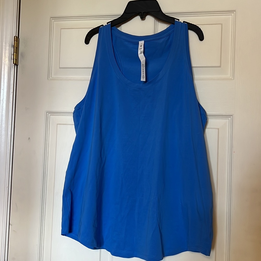 NWOT Lululemon Blue Nile Love Tank.